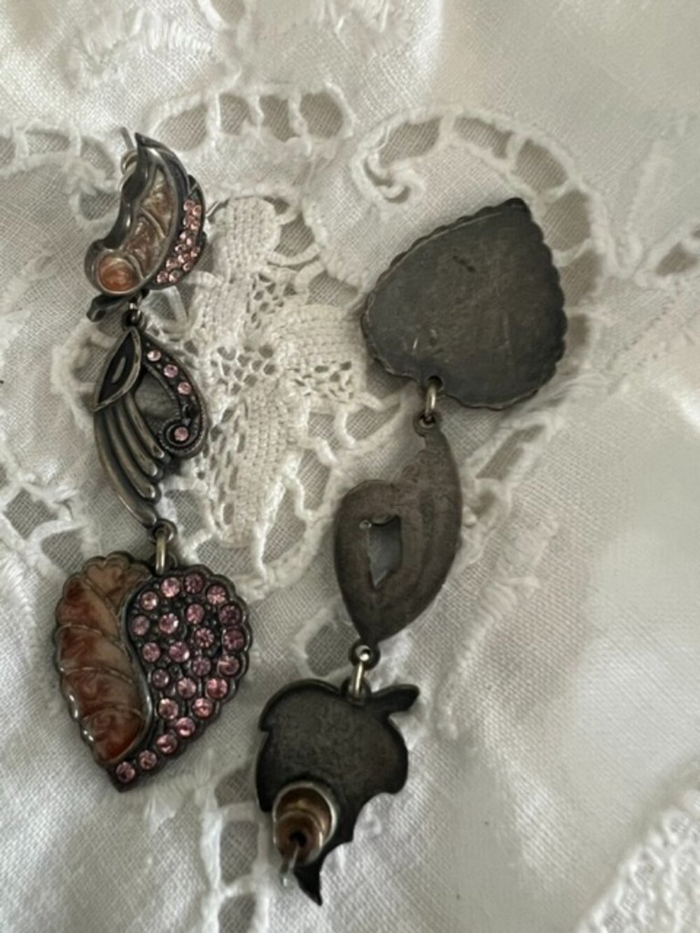 VTG Dangle Leaves Hearts Enamel Pink Rhinestone Pierced Earrings Bronze Tone